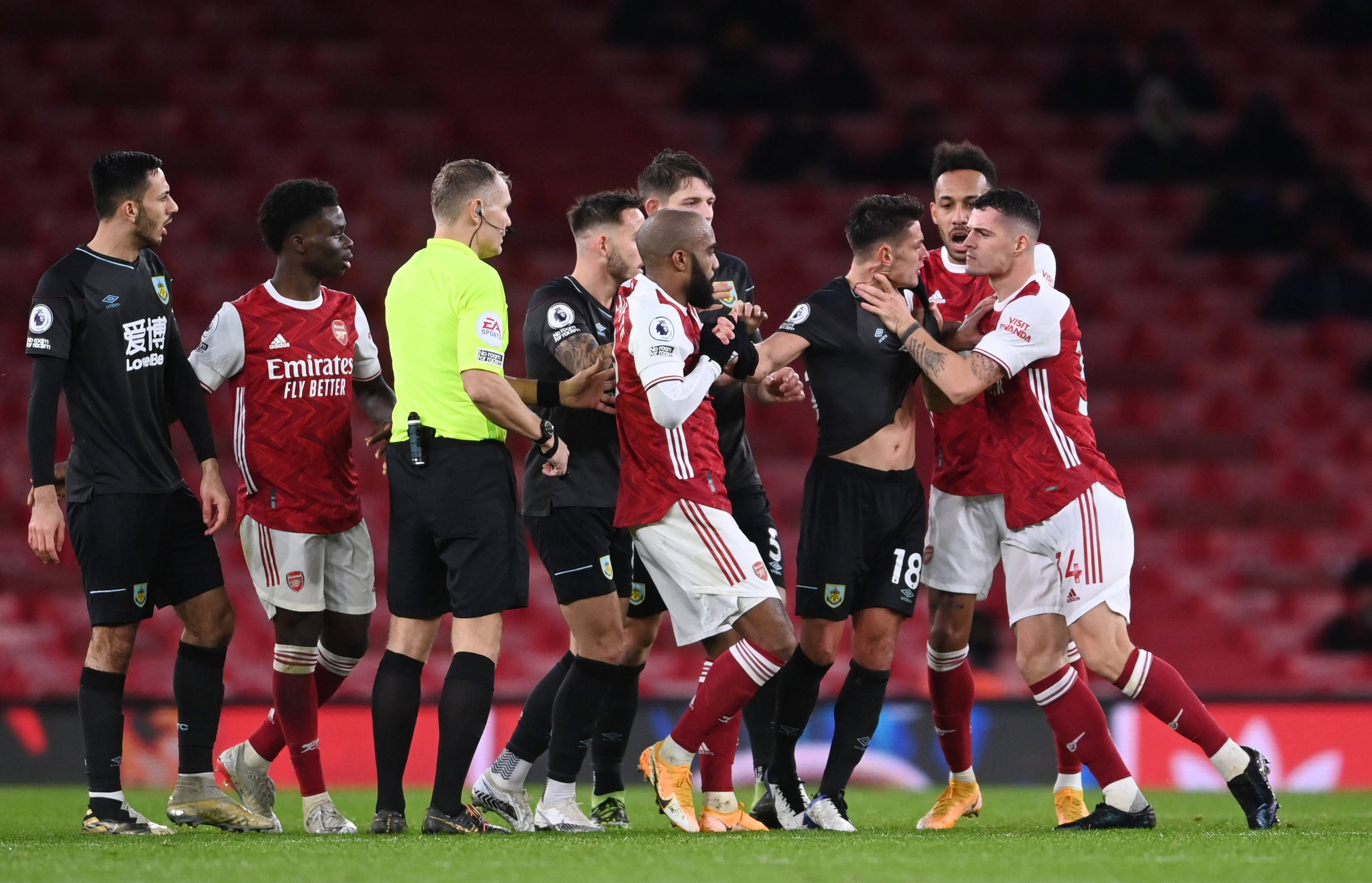 再续约胡梅 再续约胡梅